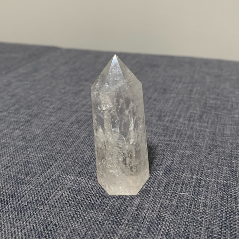 Crackle Quartz Tower